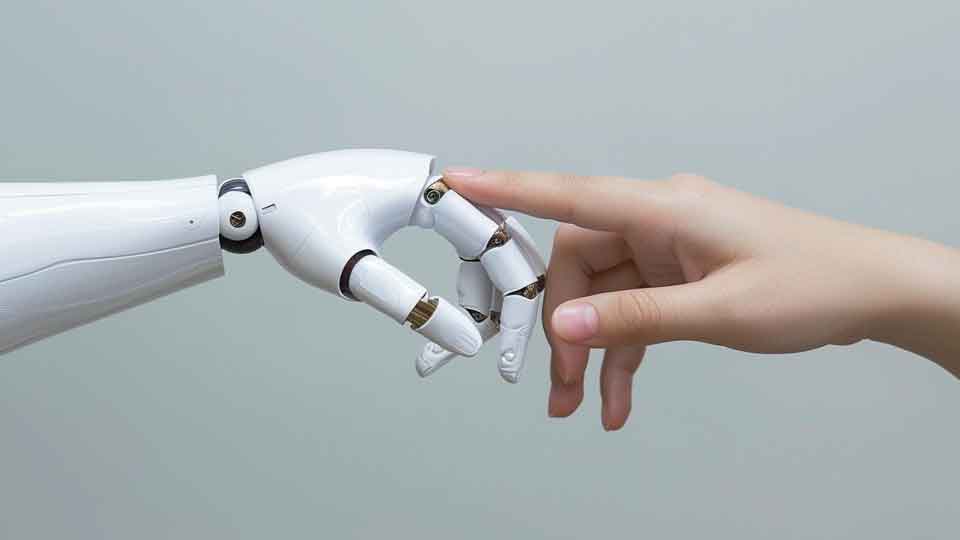 Can AI and Humans Be Friends?